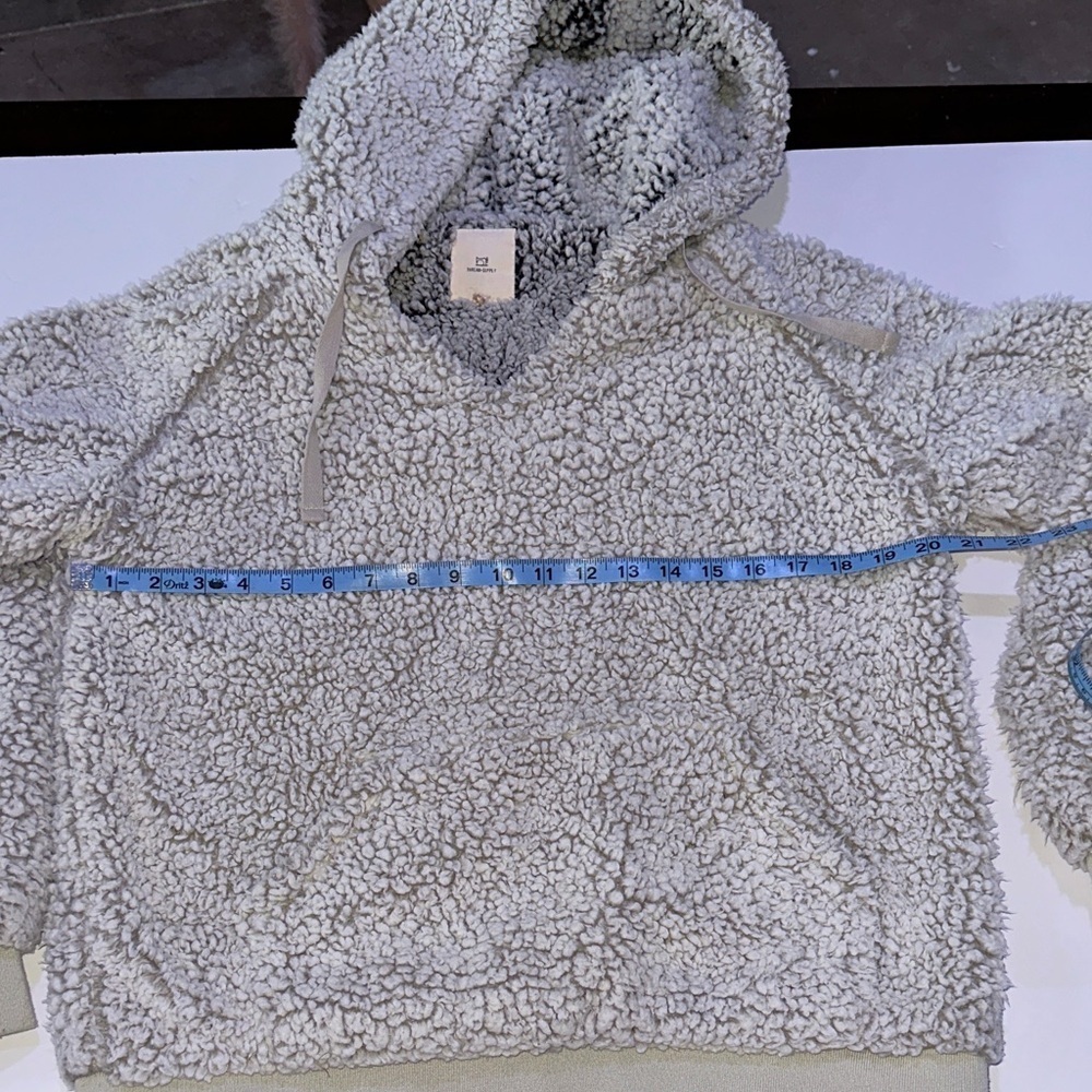 Thread & Supply Women’s Small Gray Sherpa Fleece Hoodie Pullover - Picture 5 of 7